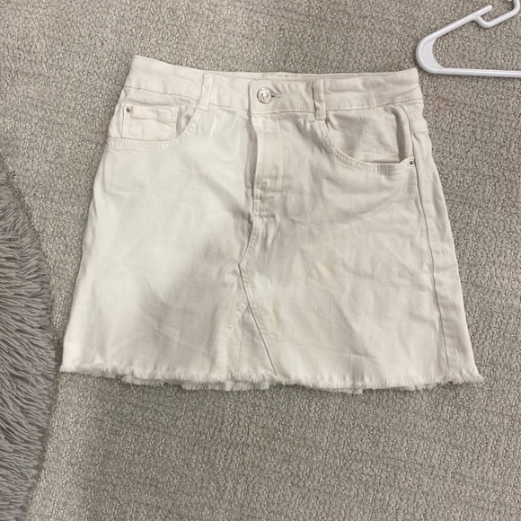 ZARA KIDS white jean skirt - Picture 1 of 2